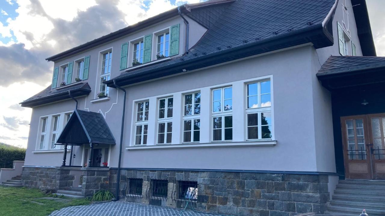 Apartmany Ceska Skola Lipova  Bagian luar foto