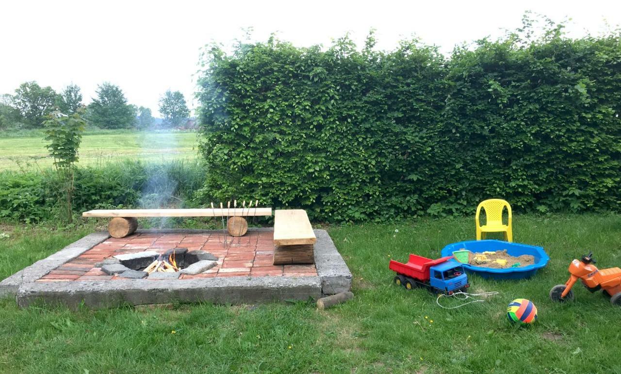 Apartmany Ceska Skola Lipova  Bagian luar foto